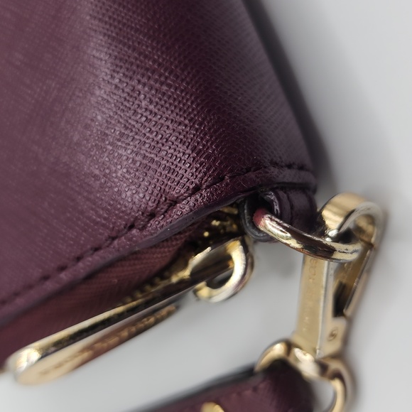 Michael Kors Large Continental Wallet Wristlet Leather, Bordeaux color Like New - Picture 4 of 11